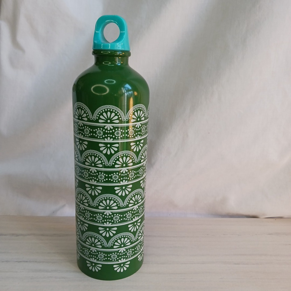 Pioneer Woman Green Floral Lace Metal Water Bottle